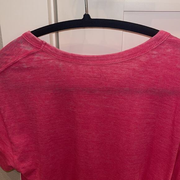 J Crew Made-in-LA burnout pocket T-shirt  Hot Pink XS - Picture 5 of 5